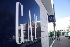 Gap Inc. ontslaat honderden bedrijfsmedewerkers – Footwear News